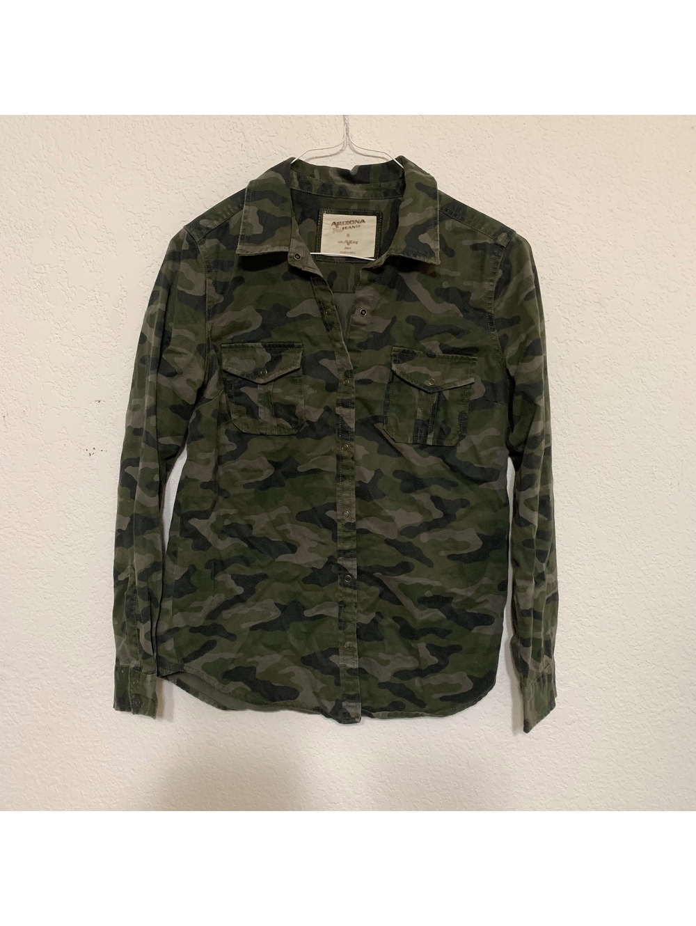 Arizona Jeans camo button-up shirt